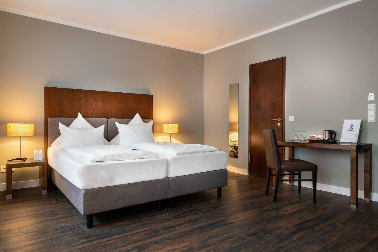 פרידריכסהאפן Best Western Hotel Goldenes Rad מראה חיצוני תמונה