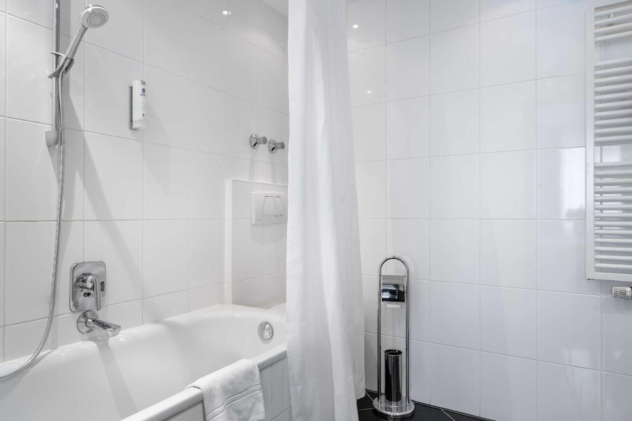פרידריכסהאפן Best Western Hotel Goldenes Rad מראה חיצוני תמונה