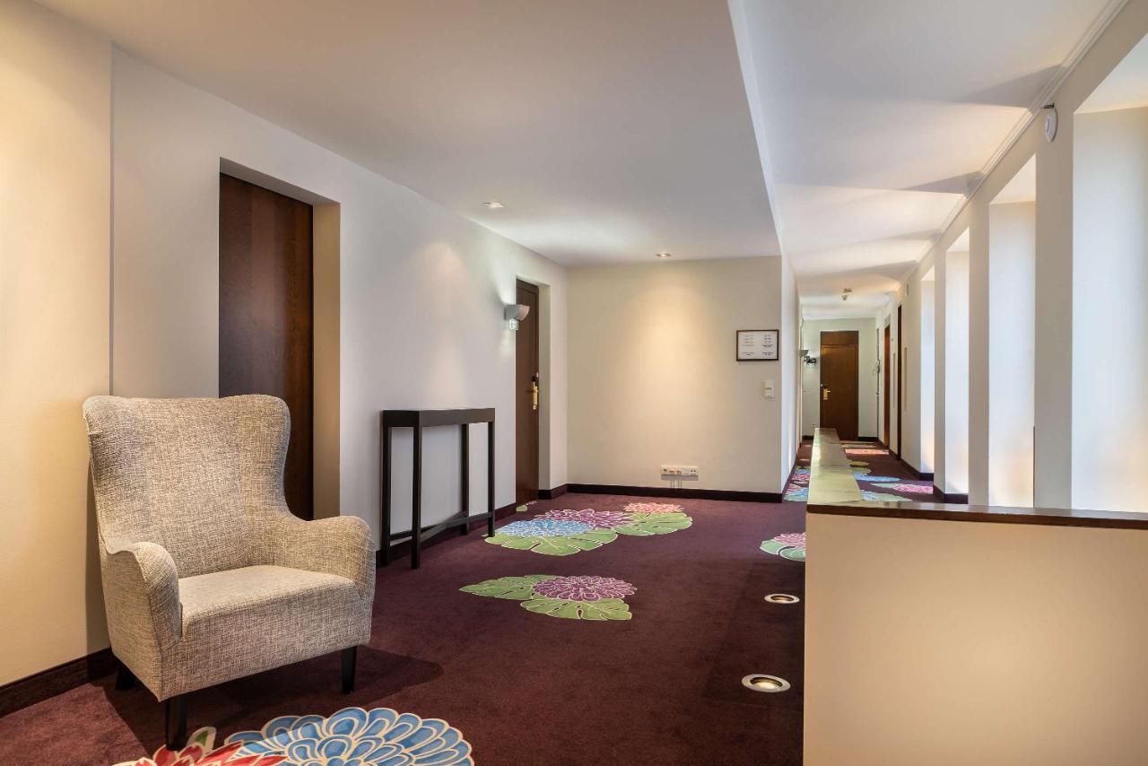 פרידריכסהאפן Best Western Hotel Goldenes Rad מראה חיצוני תמונה